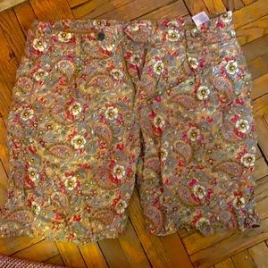 H&M men’s shorts Label of graded goods